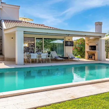 Awesome In Tatil Evi